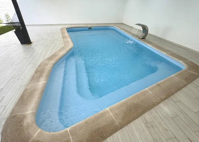 Casa Da Praia, Piscina A Sal, Aquecida E Coberta -praia Da * Barra