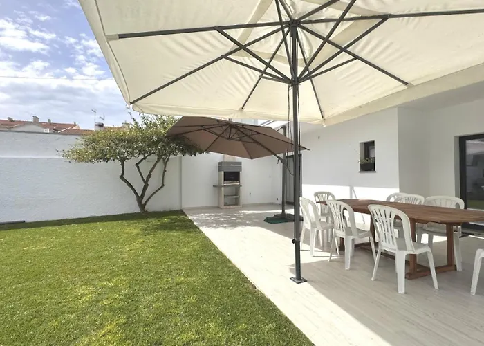 Casa Da Praia, Piscina A Sal, Aquecida E Coberta -praia Da Barra